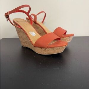 Coconuts by Matisse Orange Cork Wedges size 7